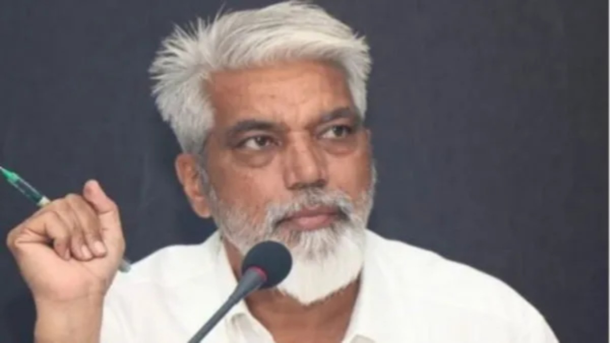 Shri. Dadaji Bhuse